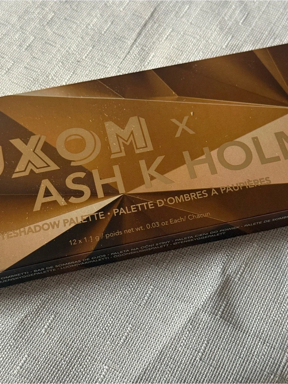 BUXOM x Ash K Holm 12-Pan Eyeshadow Palette (limited edition)